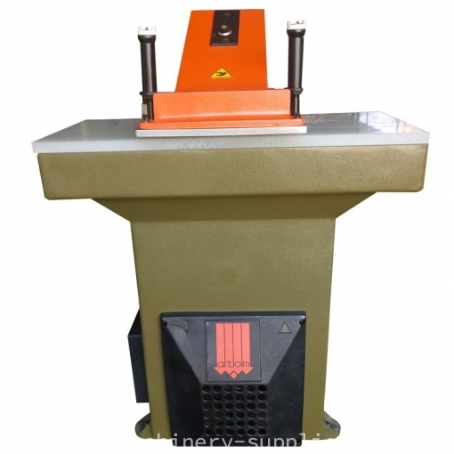 Atom clicker press